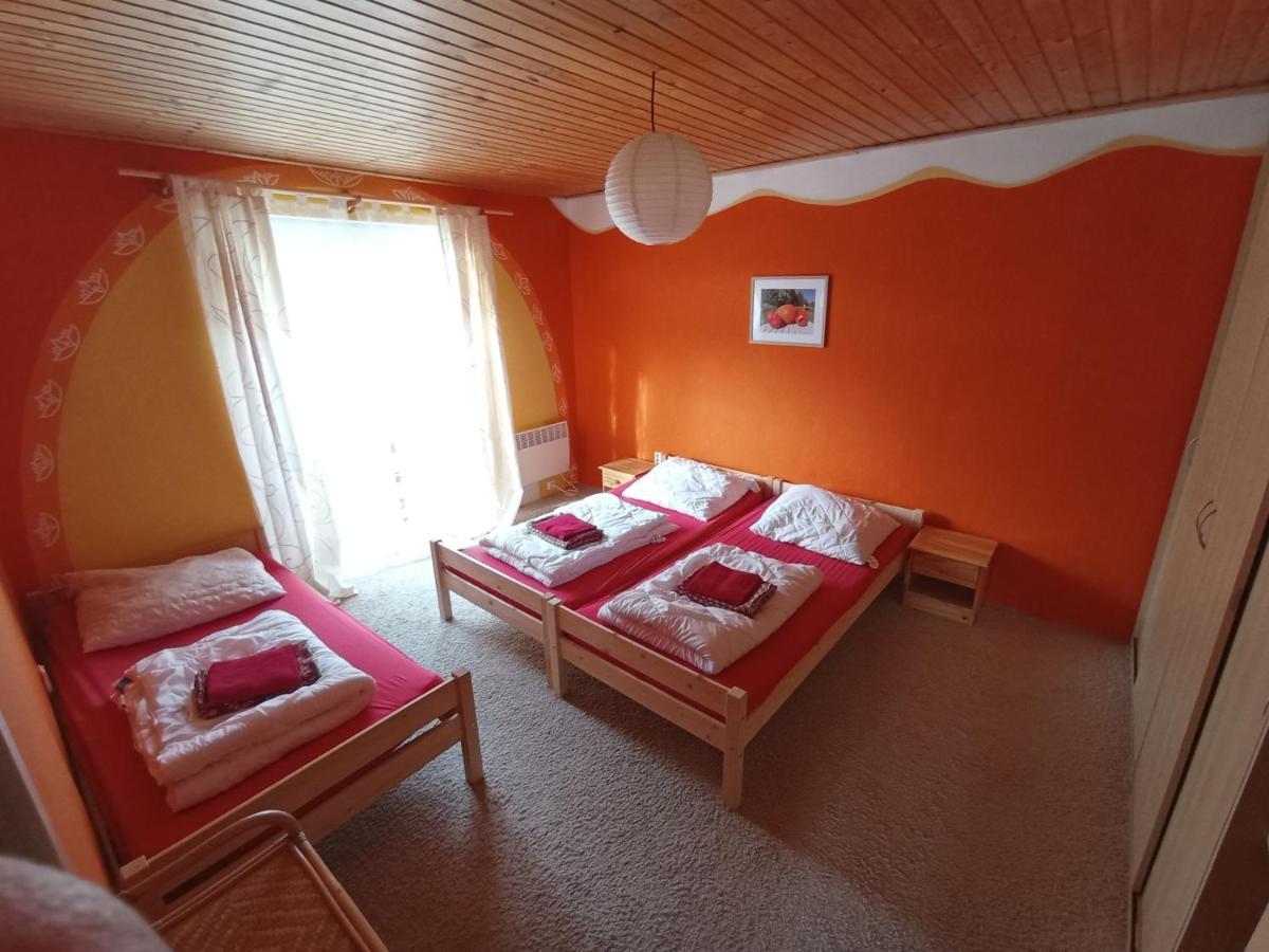 Bydlinska Zahradka Tesikov Villa Šternberk Eksteriør billede