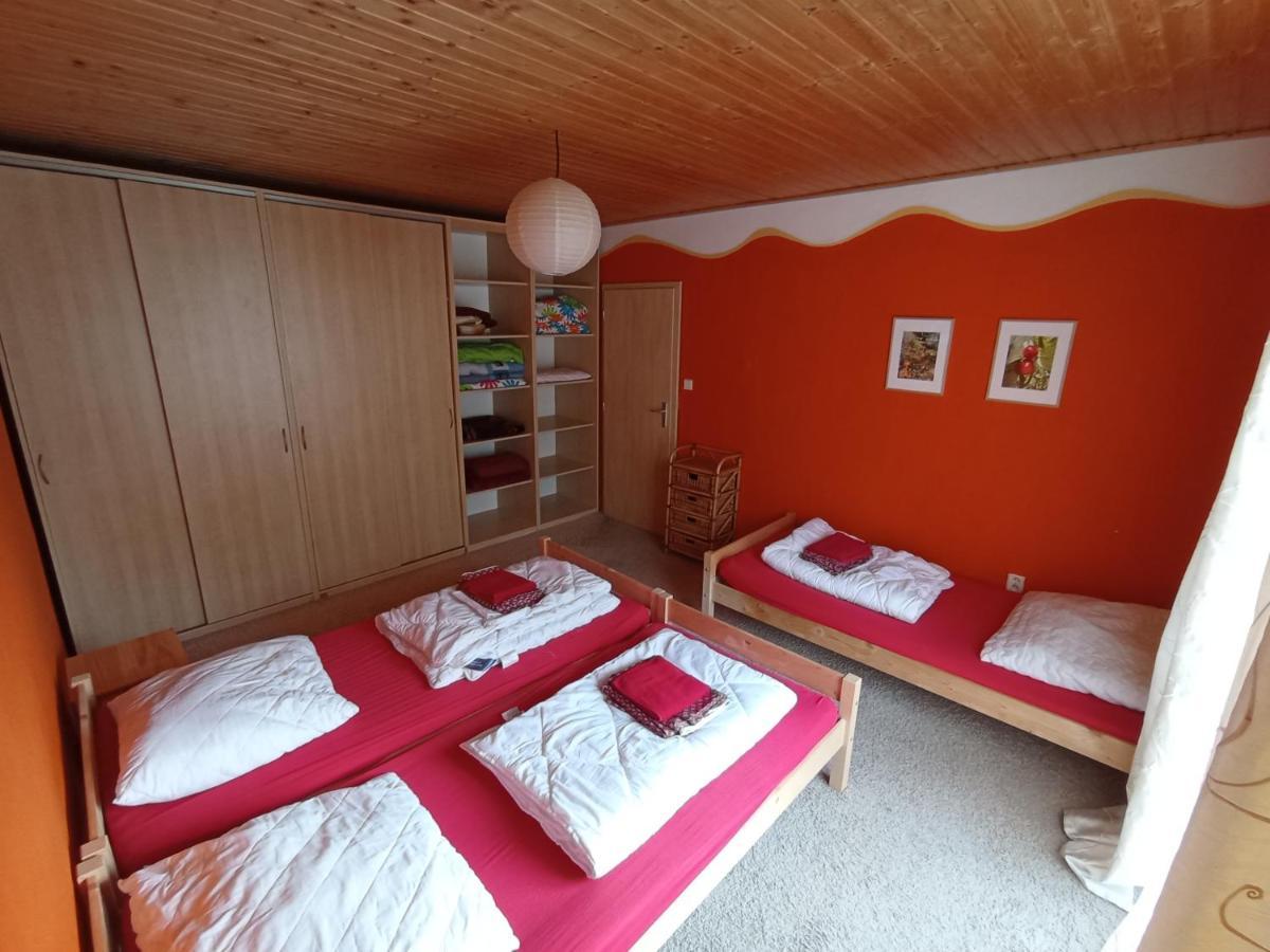 Bydlinska Zahradka Tesikov Villa Šternberk Eksteriør billede